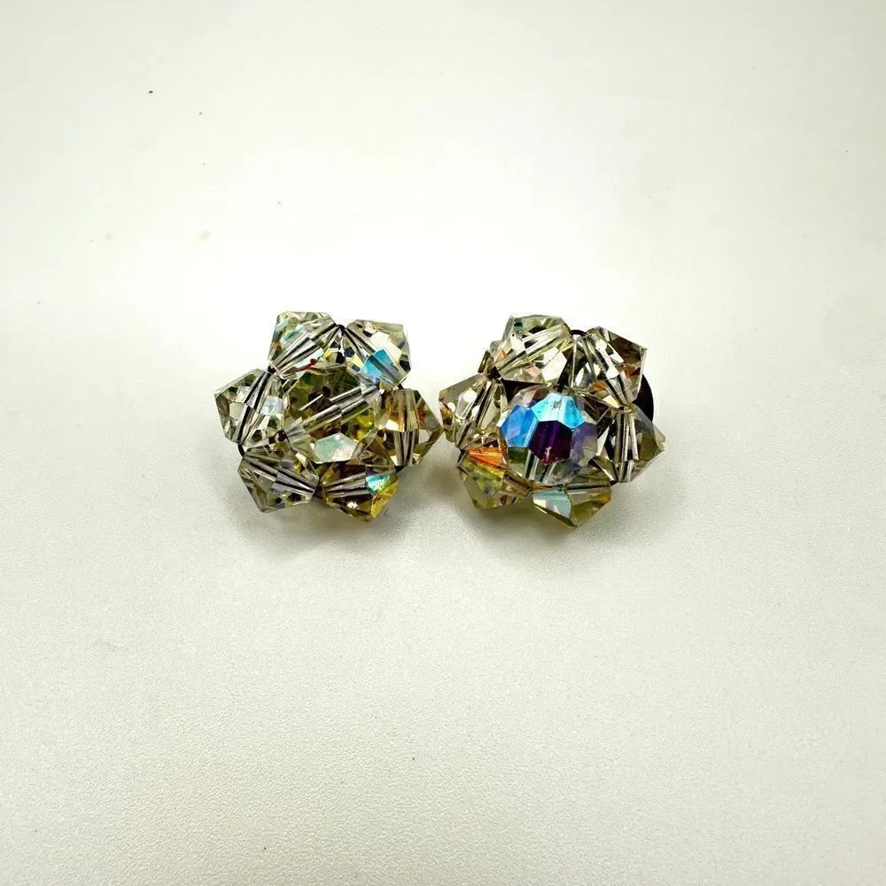 Vintage Aurora Borealis Crystal‎ Clip on earrings!